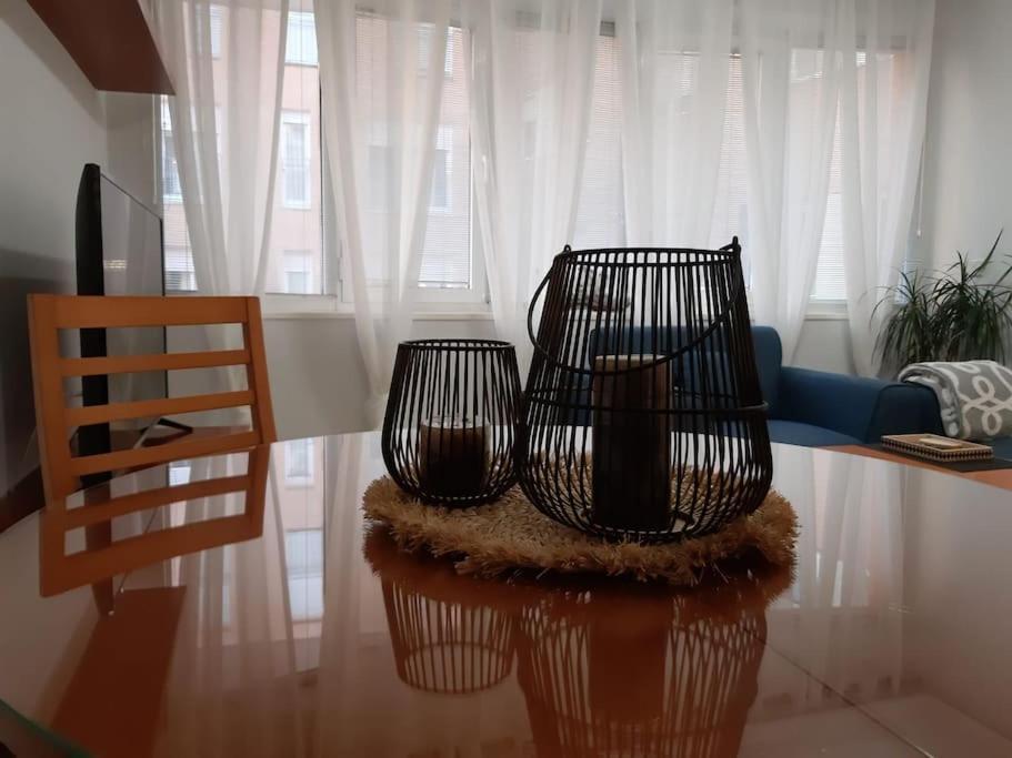 Nuevo-Luminoso Y Moderno. Parking Gratis!! Appartement Sevilla Buitenkant foto